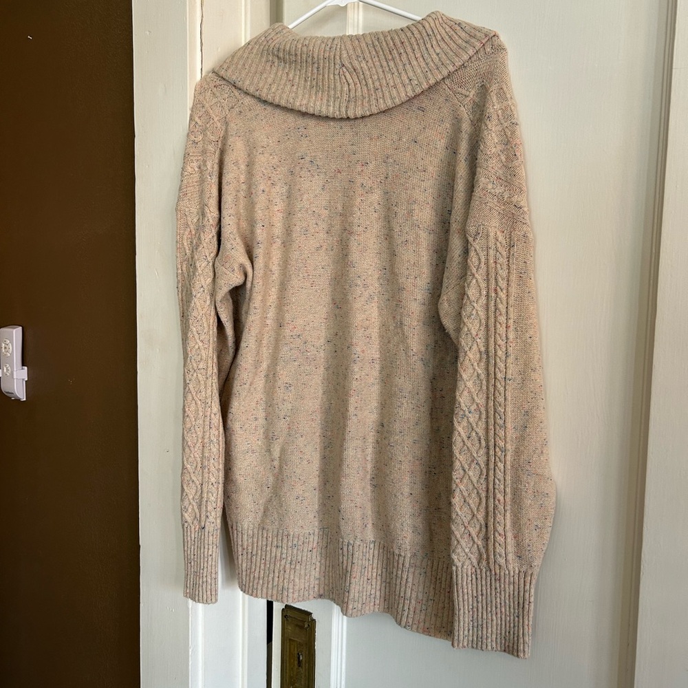 Weekend Women's Beige Cable Knit Cardigan - Picture 3 of 4